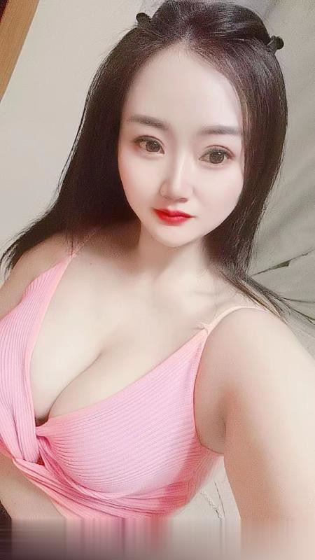 大奶妹子清清-2.jpg