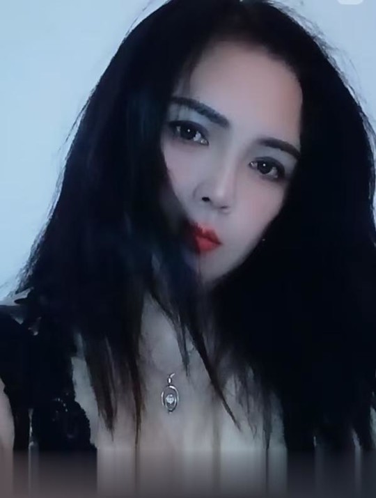 上海-虹口风骚熟女..-2.jpg