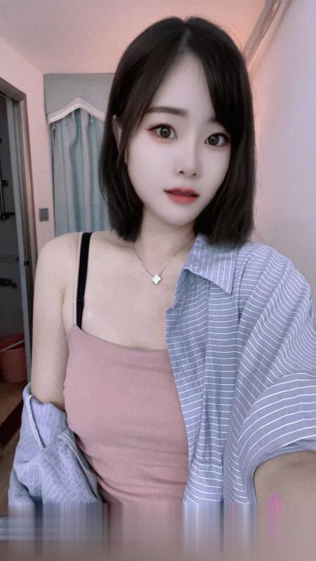 广东-深圳身材好很主动骚少妇-2.jpg
